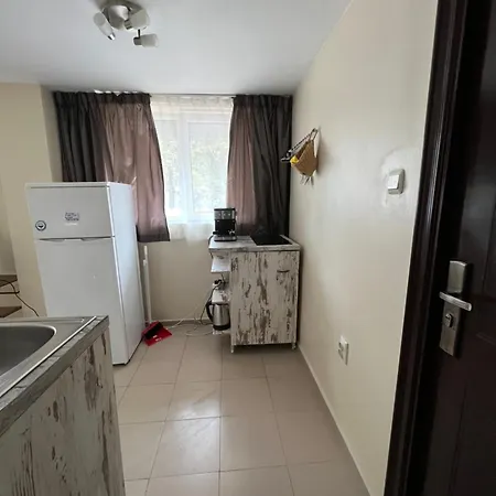 5 アパート ヴァルナ